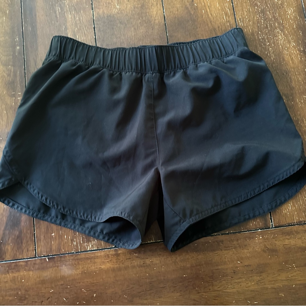 Girls Old Navy Active Go Dry Shorts Size Xl (14/16)